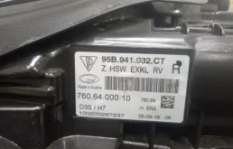 Фара правая для Porsche Macan 2015 года на фотографиях