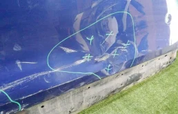 Дверь передняя правая для Volkswagen Touareg 2013 года на фотографиях