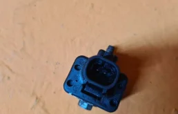 Датчик подушки безопасности для Chevrolet Tahoe 2008 года на фотографиях