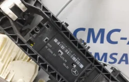 Замок передней левой двери для Mercedes-Benz M class 2014 года на фотографиях