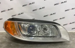 Фара правая для Volvo S80 2016 года на фотографиях