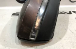 Зеркало боковое правое для Skoda Octavia 2020 года на фотографиях