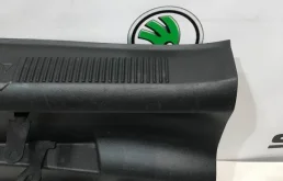 Замок капота для Skoda Octavia 2012 года на фотографиях