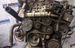 Двигатель без навесного для SsangYong Rexton 2016 года на фотографиях