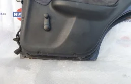 Двери для Nissan Almera 1997 года на фотографиях