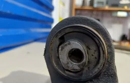 Рычаг передний левый нижний для Volkswagen Touareg 2008 года на фотографиях