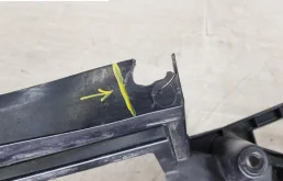 Кронштейн заднего бампера левый для Porsche Macan на фотографиях