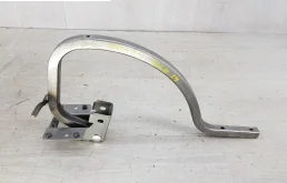 Петля багажника правая для Volkswagen Polo 2016 года на фотографиях