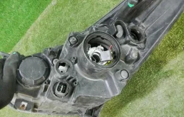 Фара правая для Hyundai ix35 2011 года на фотографиях