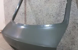 Крышка багажника для Skoda Octavia 2003 года на фотографиях