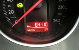 Противотуманка (ПТФ) передняя левая для Volkswagen Passat 2008 года на фотографиях