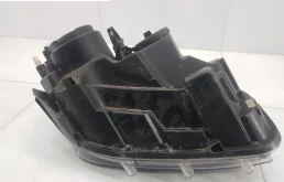 Фара ксенон левая для Renault Duster 2014 года на фотографиях