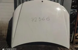 Капот для Mercedes-Benz C class 2008 года на фотографиях