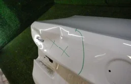 Дверь багажника для BMW 5er 2019 года на фотографиях