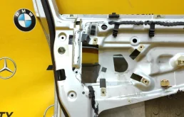 Двери для BMW 5er 1997 года на фотографиях