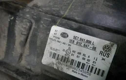 Фара правая для Volkswagen Jetta 2015 года на фотографиях