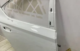 Дверь задняя правая для Skoda Octavia 2015 года на фотографиях