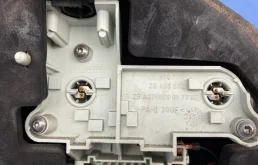 Фонарь правый для Mercedes-Benz S class 2010 года на фотографиях