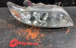 Фара правая для Infiniti FX 2004 года на фотографиях