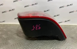 Фонарь противотуманный правый для Volkswagen Passat на фотографиях