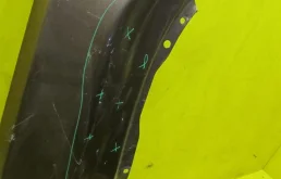 Крылья для Volkswagen Tiguan 2008 года на фотографиях