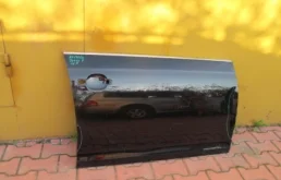 Дверь передняя правая для Volkswagen Jetta 2009 года на фотографиях