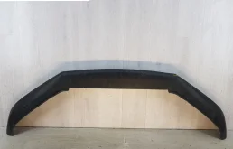 Отбойник капота для Volkswagen Tiguan 2015 года на фотографиях