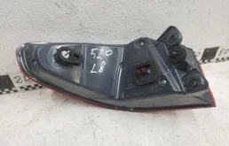 Фонарь внешний правый для BMW 5er 2023 года на фотографиях