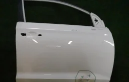 Дверь передняя правая для Hyundai Solaris 2019 года на фотографиях