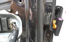 Дверь задняя левая для Volkswagen Jetta 2009 года на фотографиях