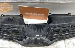 Решетка радиатора для Nissan Qashqai 2012 года на фотографиях