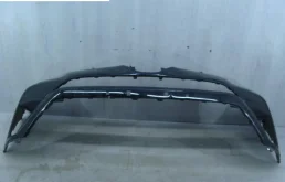 Бампер для Toyota RAV4 2017 года на фотографиях