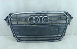 Решетка радиатора для Audi A4 2010 года на фотографиях