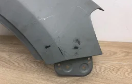 Крыло правое для Volkswagen Touareg 2016 года на фотографиях