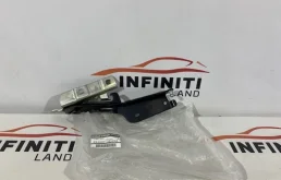 Петля капота левая для Infiniti QX 2013 года на фотографиях