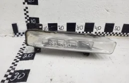 Противотуманка (ПТФ) передняя правая для BMW 5er 2020 года на фотографиях