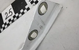 Петля капота правая для Ford Transit на фотографиях