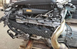 Двигатель для Mercedes-Benz C class 2018 года на фотографиях