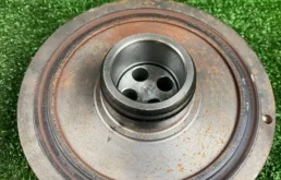 Шкив коленвала для BMW 5er 2015 года на фотографиях