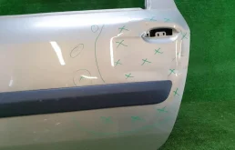 Дверь задняя левая для Renault Logan 2017 года на фотографиях