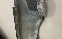 Крылья для Volkswagen Passat 2005 года на фотографиях