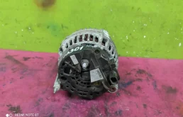 Генератор для Skoda Octavia 2004 года на фотографиях