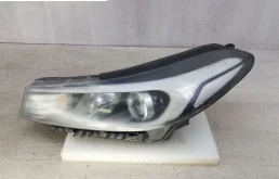 Фара левая для Kia Cerato 2017 года на фотографиях