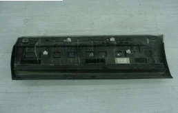 Накладка двери багажника для Volkswagen Touareg 2014 года на фотографиях