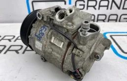 Компрессор кондиционера для Mercedes-Benz C class 2002 года на фотографиях