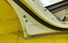 Дверь задняя левая для Mercedes-Benz S class 2008 года на фотографиях