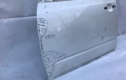 Дверь передняя левая для Subaru Forester 2008 года на фотографиях