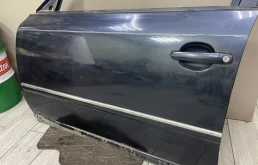 Дверь передняя левая для Volkswagen Passat 2001 года на фотографиях