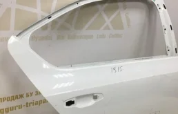 Дверь задняя правая для Skoda Octavia 2018 года на фотографиях
