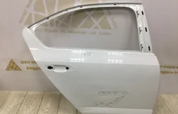 Дверь задняя правая для Skoda Octavia 2018 года на фотографиях